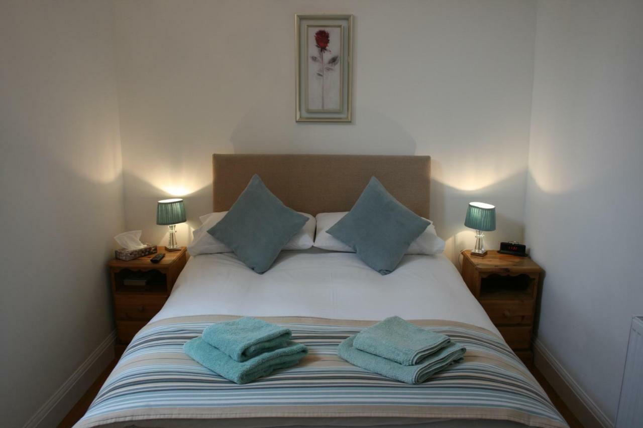 Ashford House B&B Wells Bagian luar foto